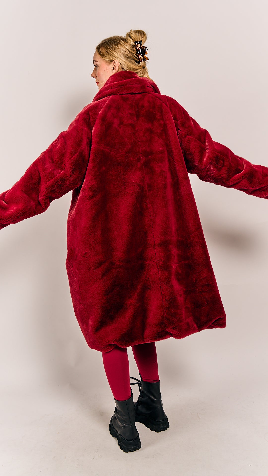 Rundholz Black Label Coat Lava
