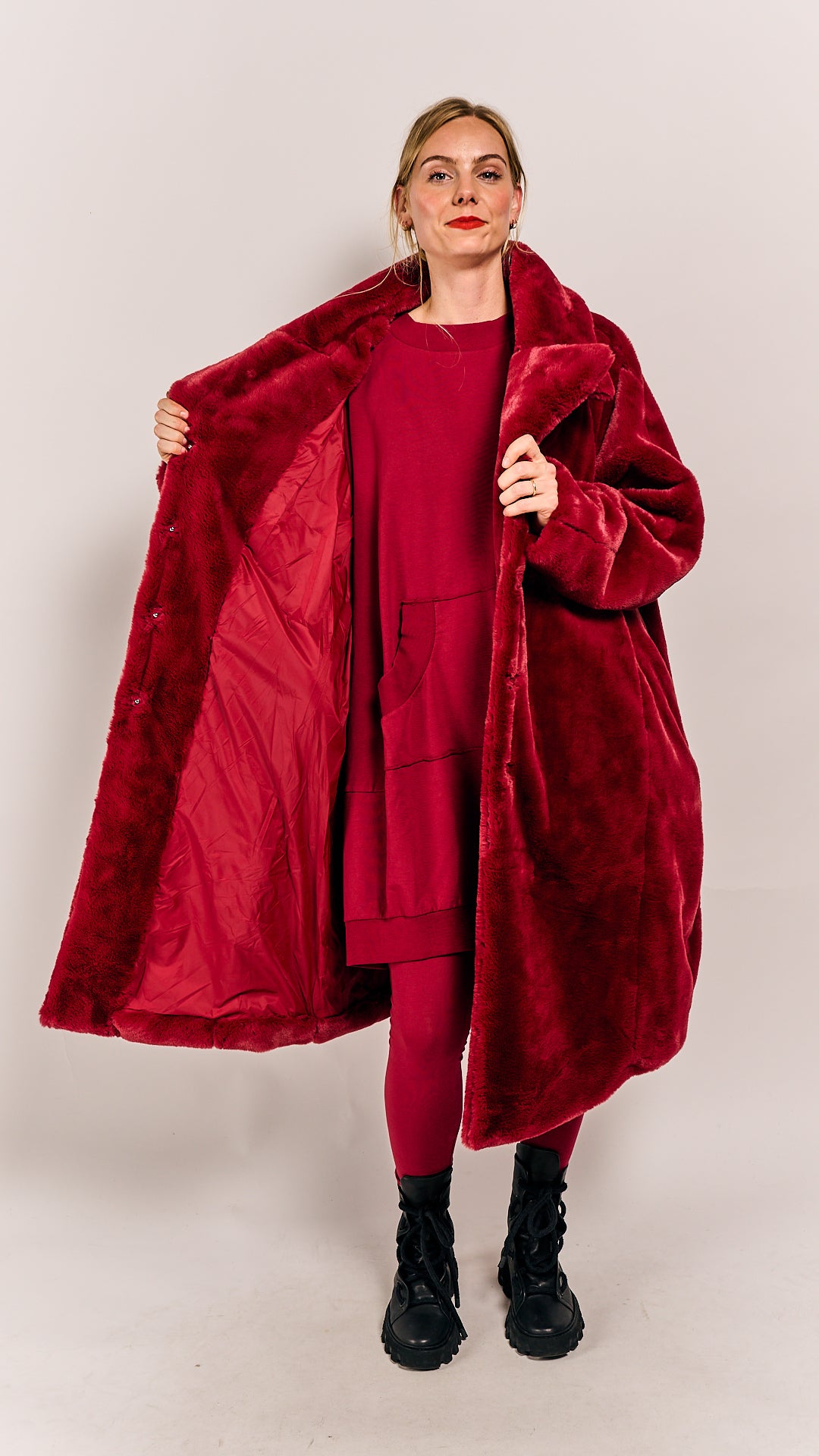 Rundholz Black Label Coat Lava