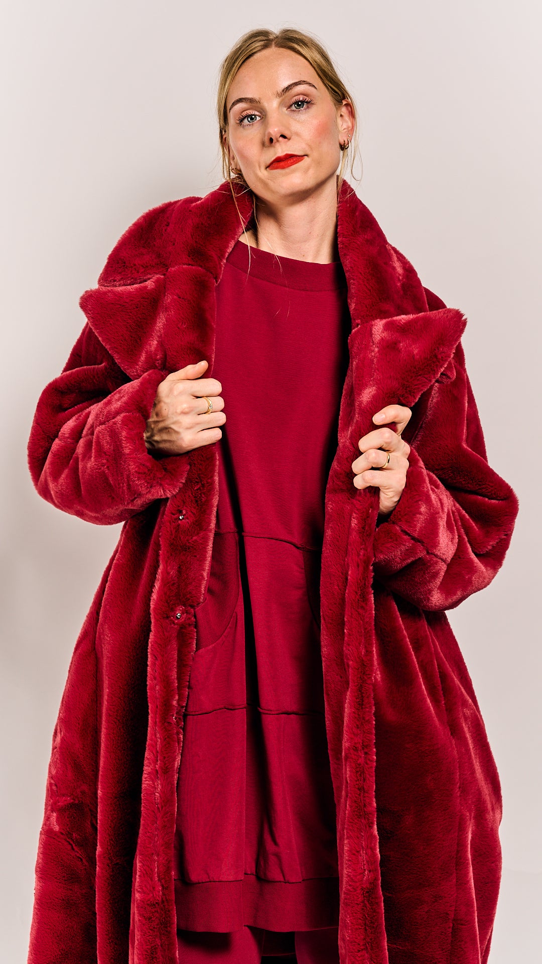 Rundholz Black Label Coat Lava