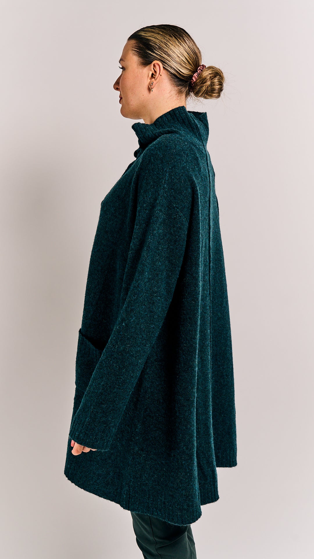 Rundholz Black Label Cardigan Forest Melange