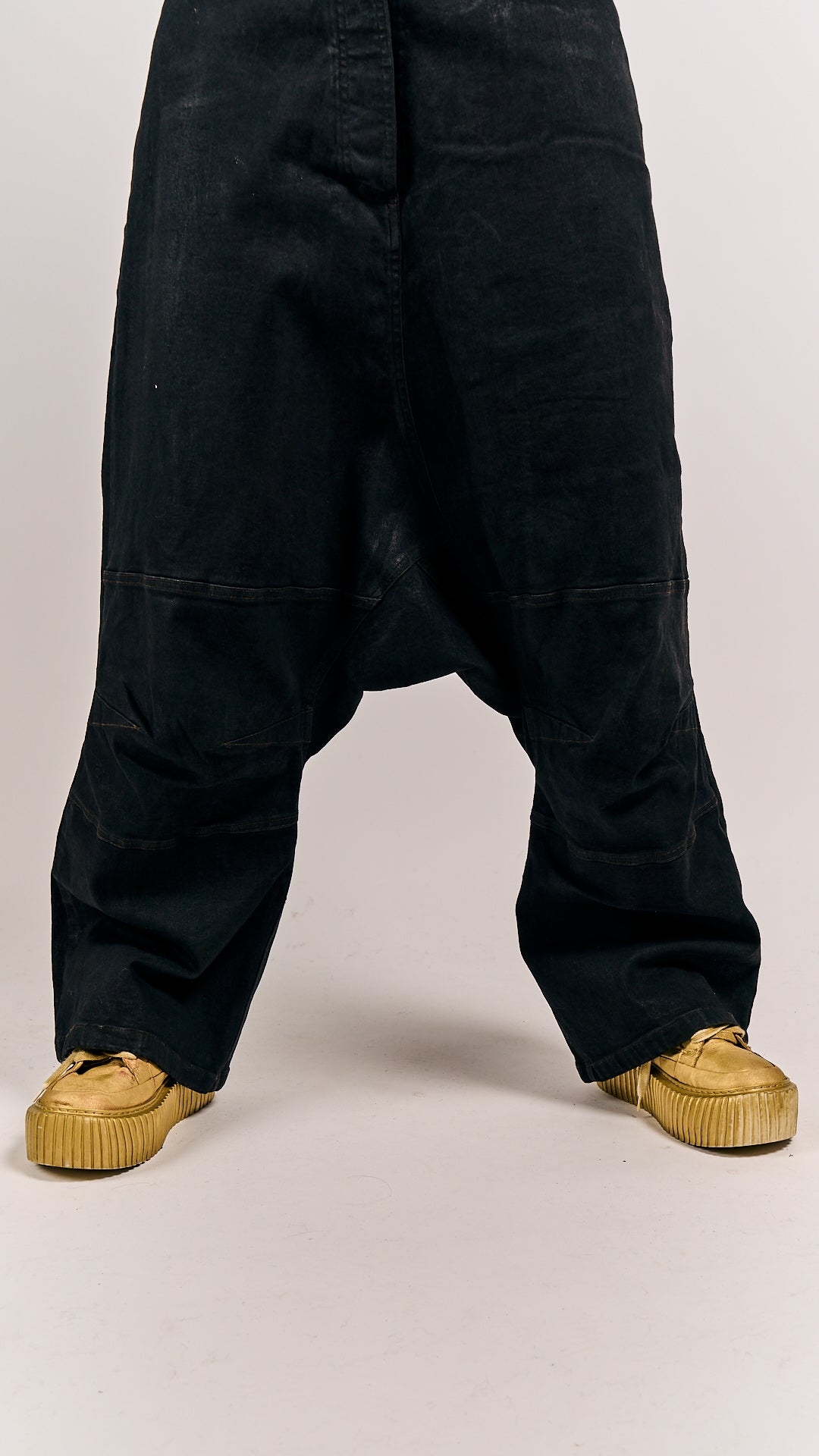 Rundholz DIP Trousers Black Gloss
