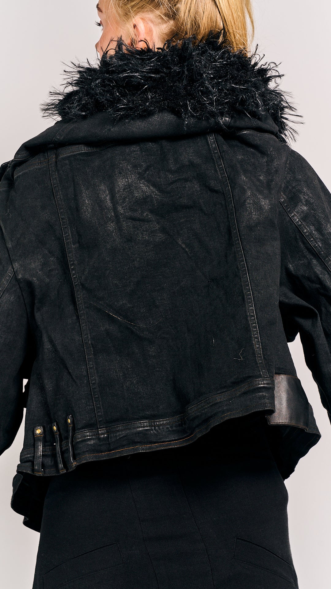 Rundholz DIP Jacket Black Gloss