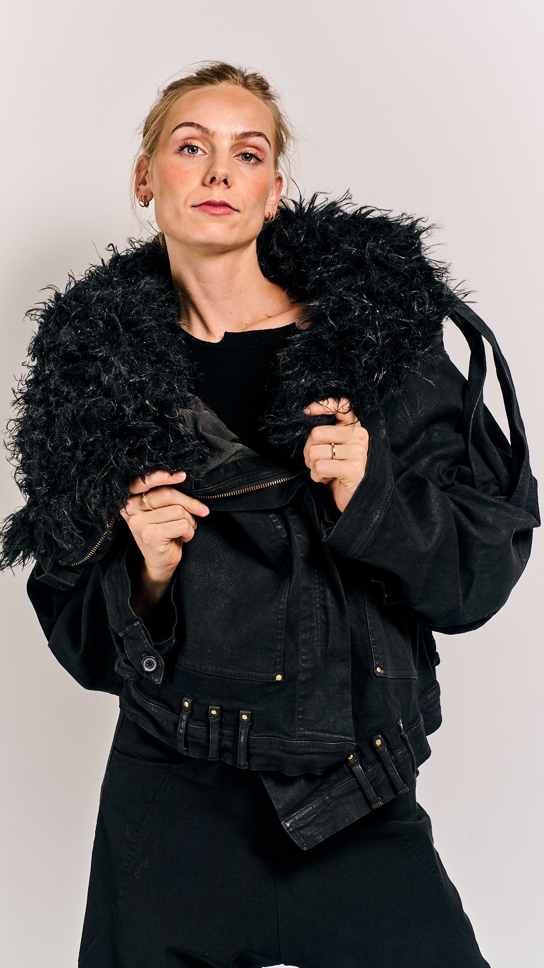 Rundholz DIP Jacket Black Gloss