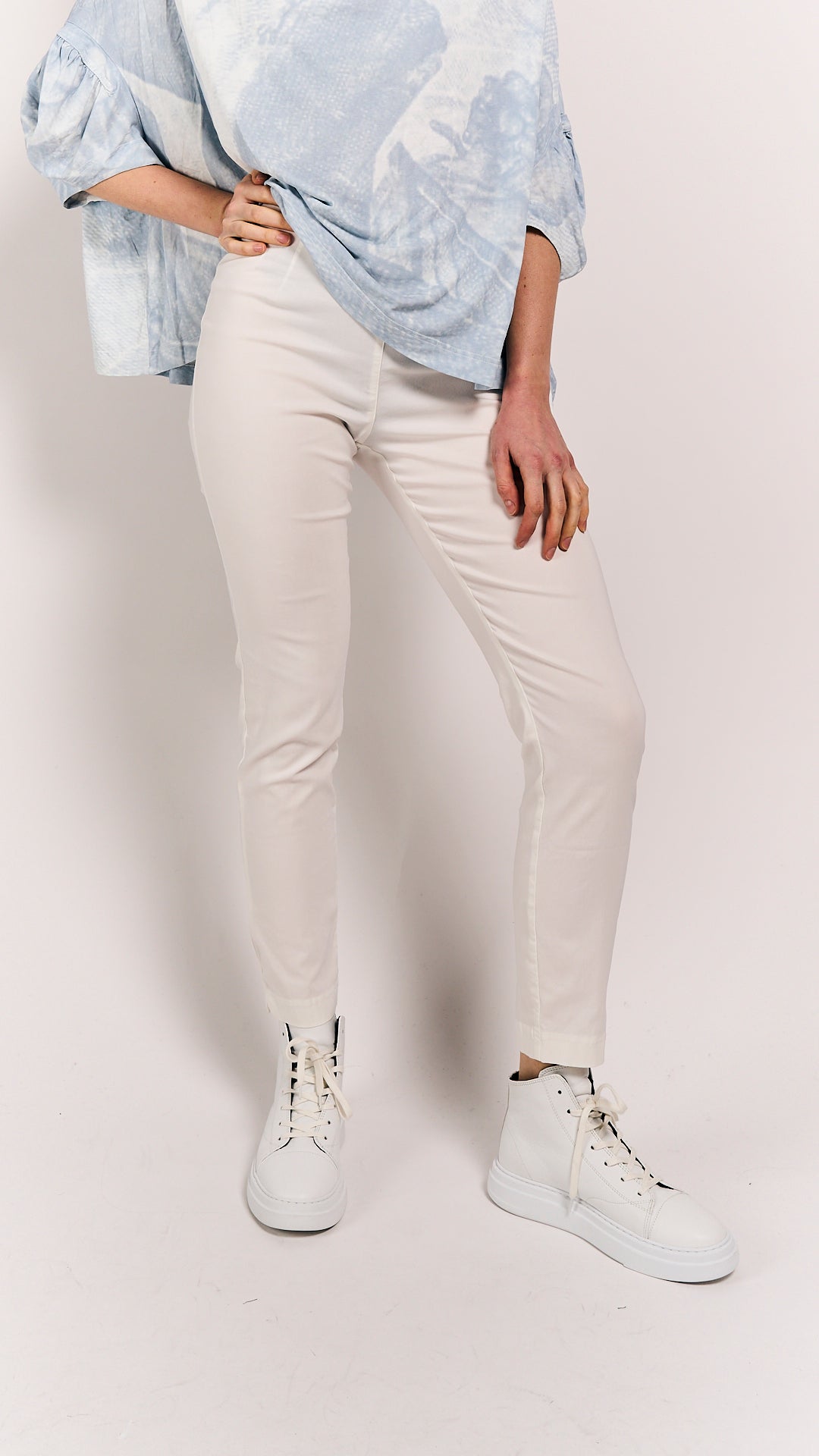 Rundholz Black Label Trousers Offwhite