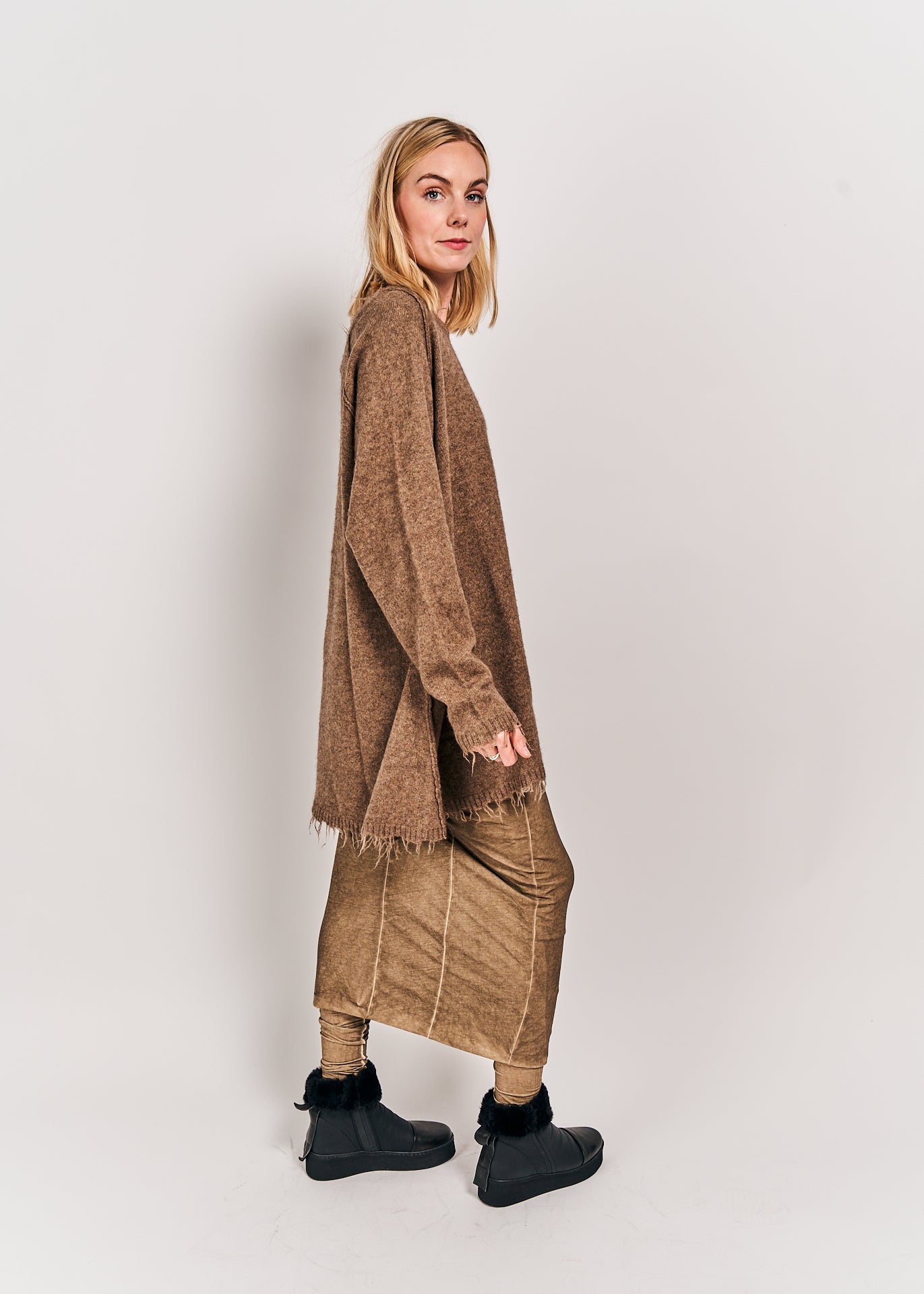 Rundholz Mainline Knitted Sweater Camel Mel