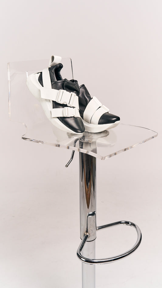 Puro Secret Sneaker in Black & White size 36