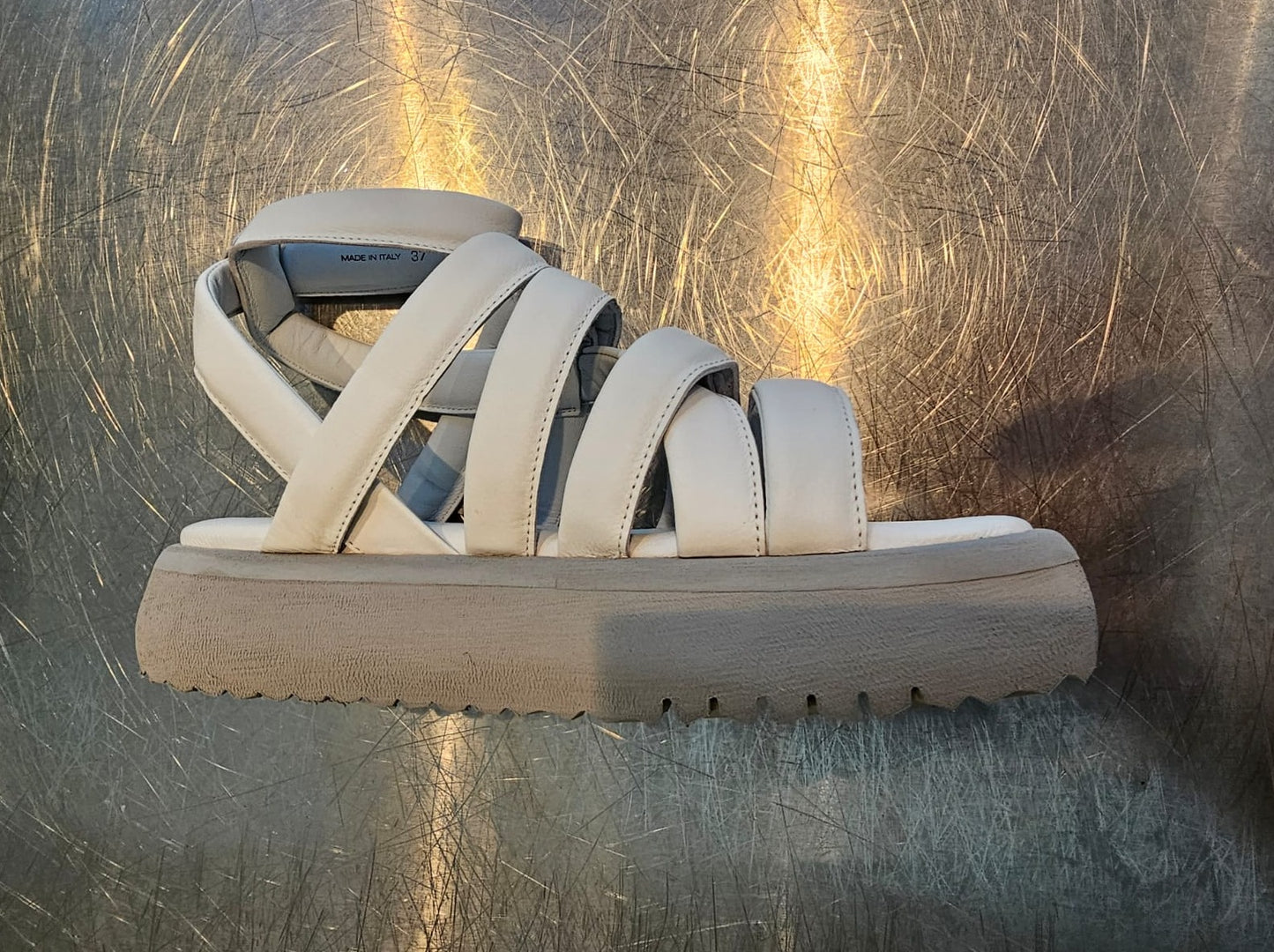 Puro Secret Sandals Bombato White size 37